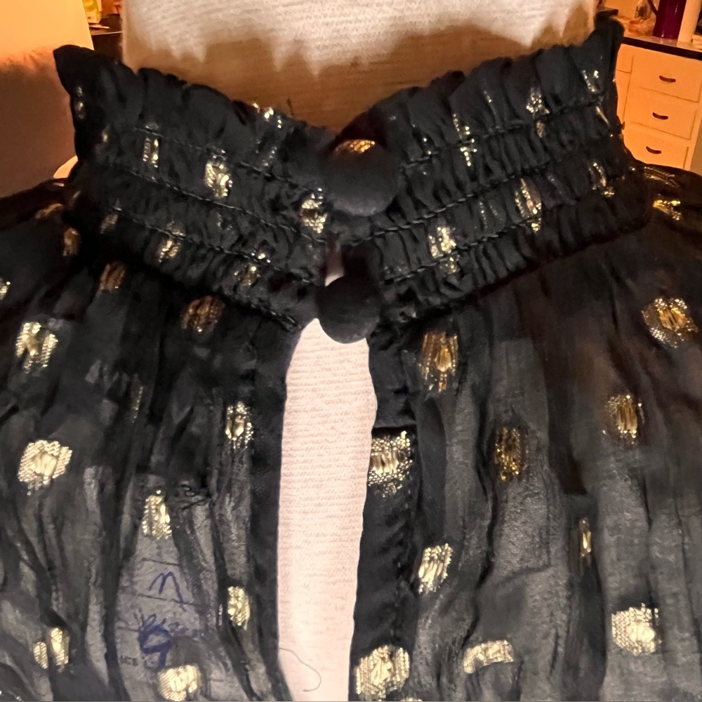 Evereve Sheer Black With Gold Dots Long Sleeve Mockneck Blouse with Cami Size M - Picture 9 of 11